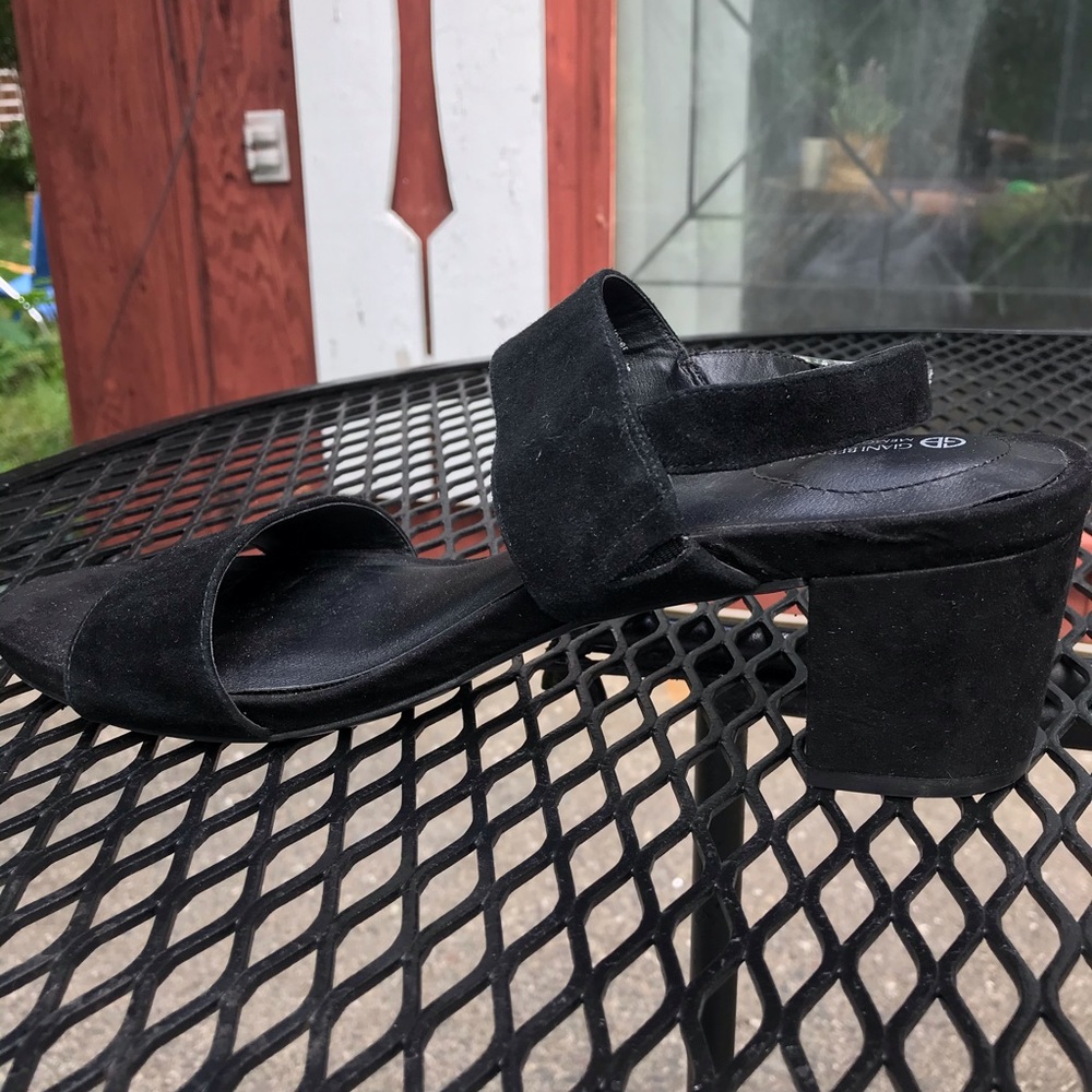 Black sandals